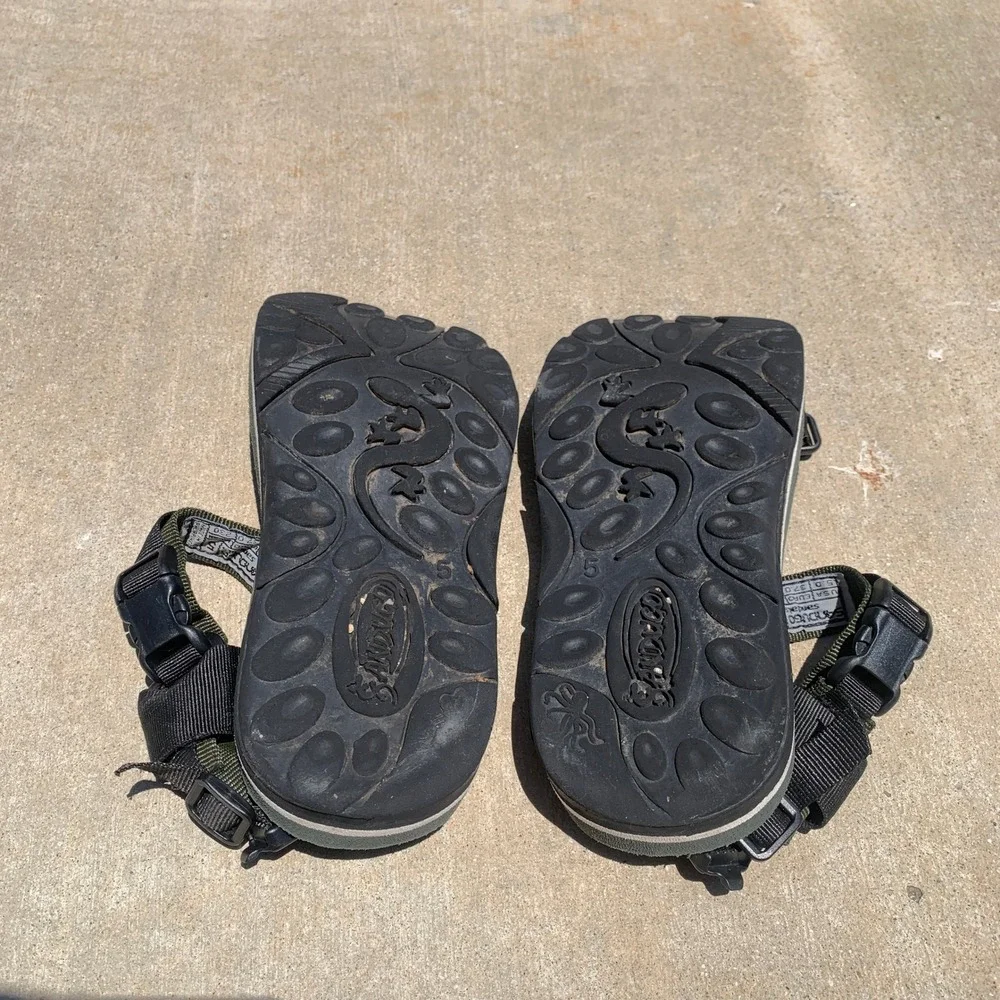 Sandugo Sinai adjustable strap hiking sandals in olive green - size 5 mens